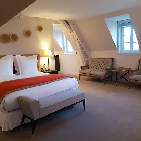 Chateau Saint-jean, Relais & Chateaux Hotel Montlucon
